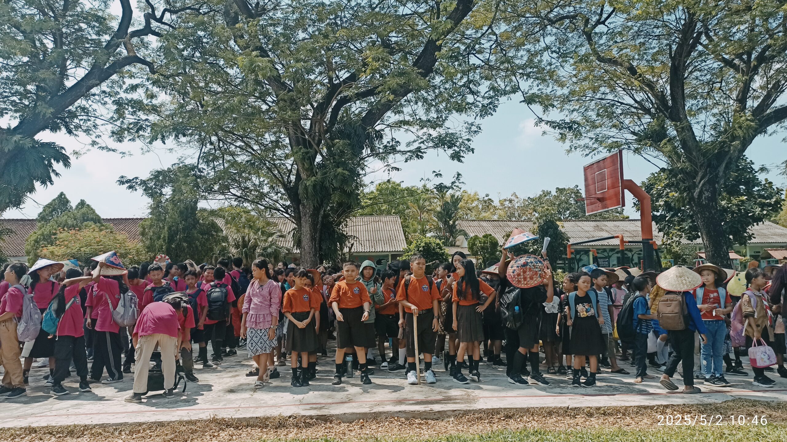 Kewirausahaan Bertumbuh, Xaverian Bermutu: Gelar Karya Meriahkan Hari Pendidikan Nasional di SD Xaverius Terbanggi Besar
