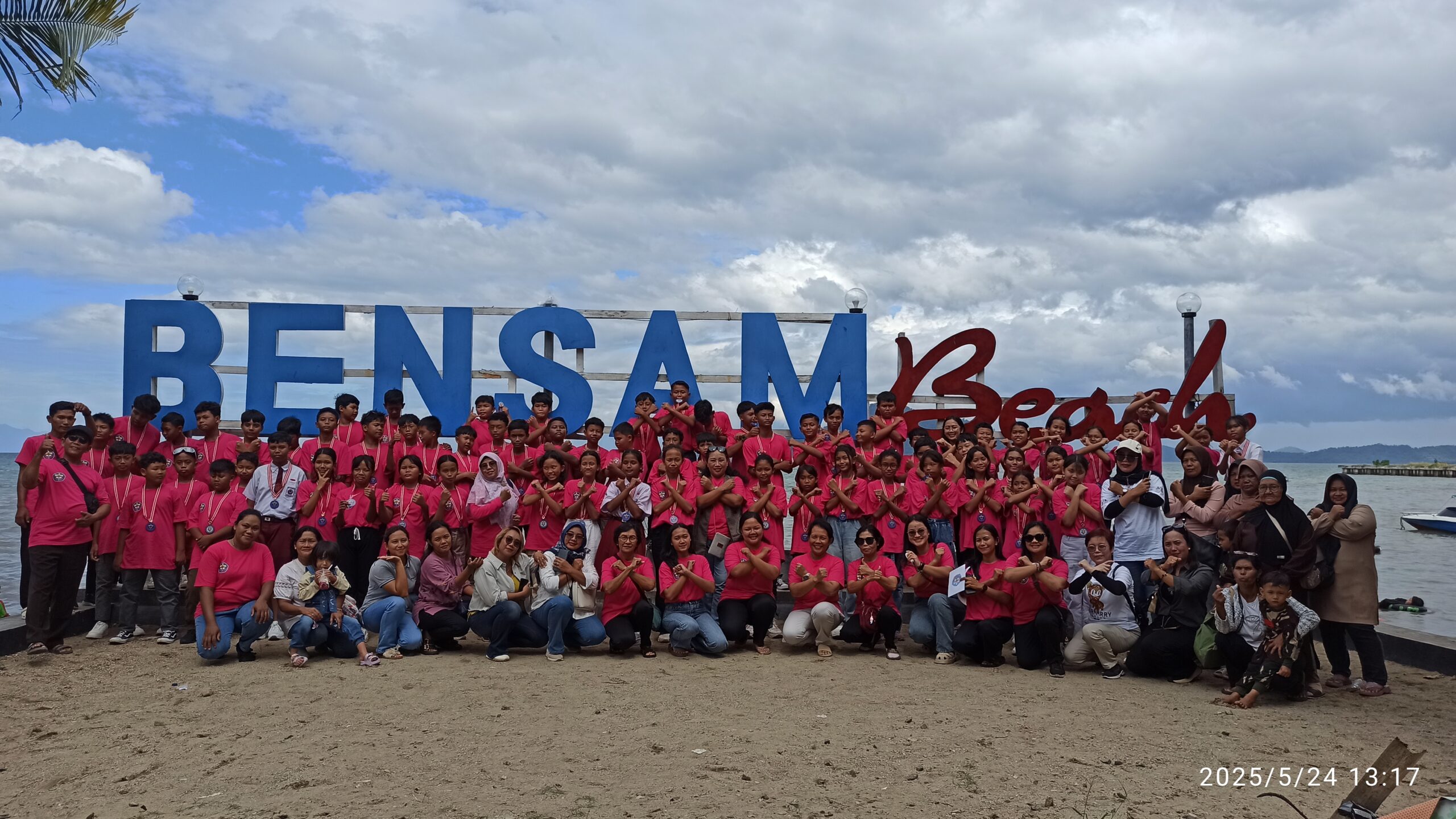 Penuh Suka Cita dan Haru: SD Xaverius Terbanggi Besar Lepas Angkatan ke-37 di Pantai Benteng Samudera